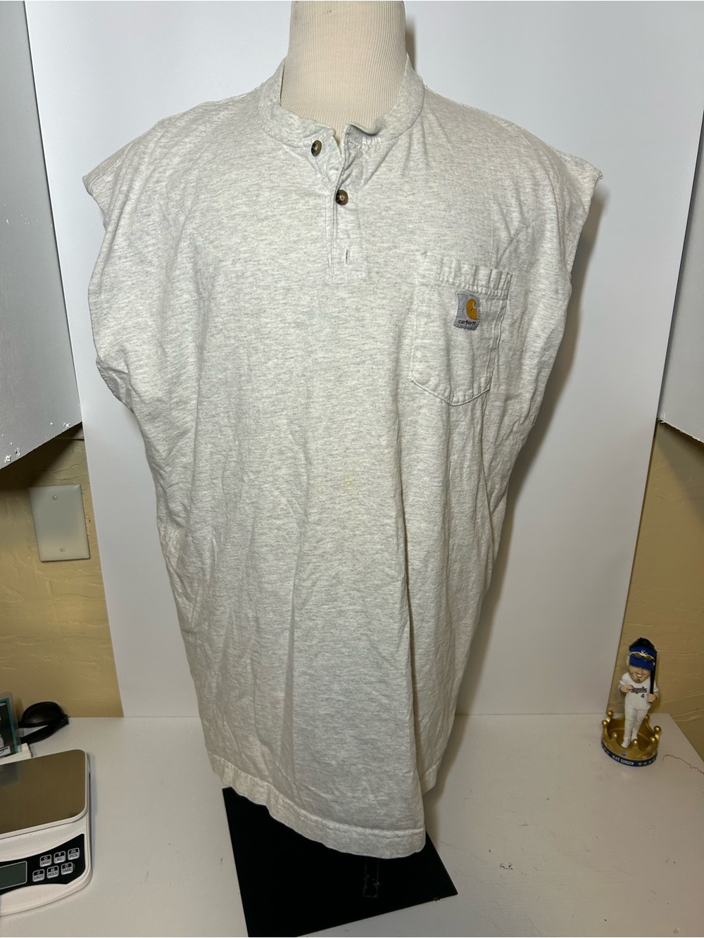 Carhartt Men’s Light Gray Henley Pocket cutoff
